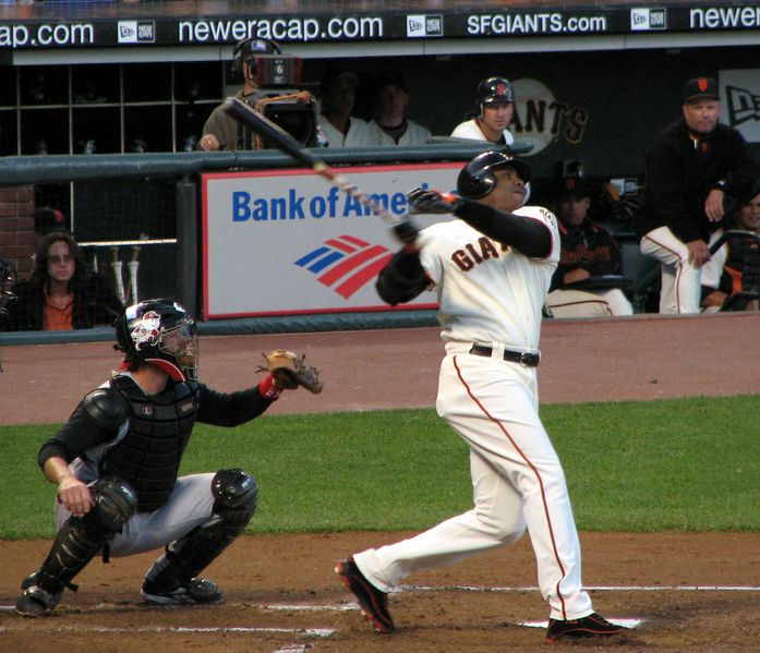  The Case for Barry Bonds in the Hall of Fame: The Untold and  Forgotten Stories of Baseball's Home Run King: 9781626015821: Wee, K.P.:  Books